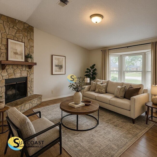 Photo - 2409 Justin Rd E