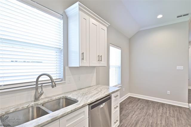 Photo - 302 Martis Way