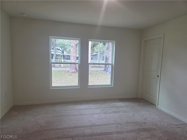 Photo - 878 Friendship Cir