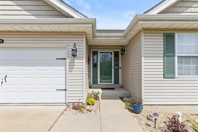 Photo - 209 Flint Brook Dr