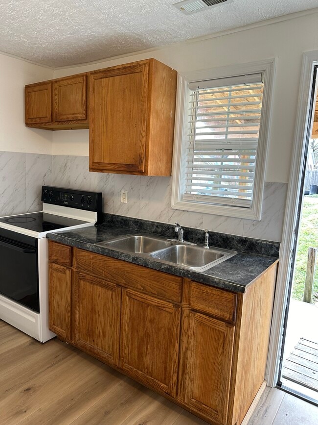 Photo - 2522 S 8th St