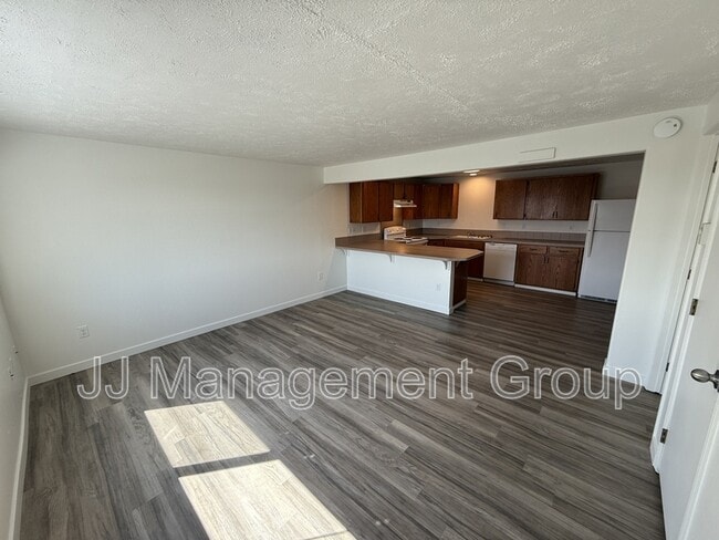 Photo - 1231 2nd St Unidad Webster Apartments