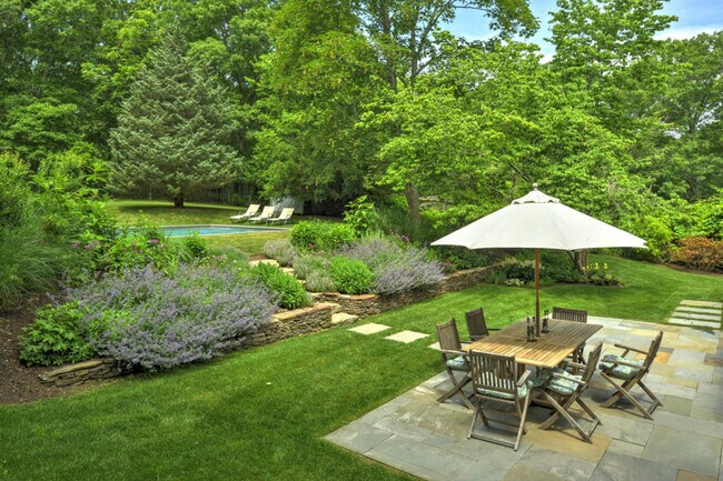 Photo - 156 Suffolk St