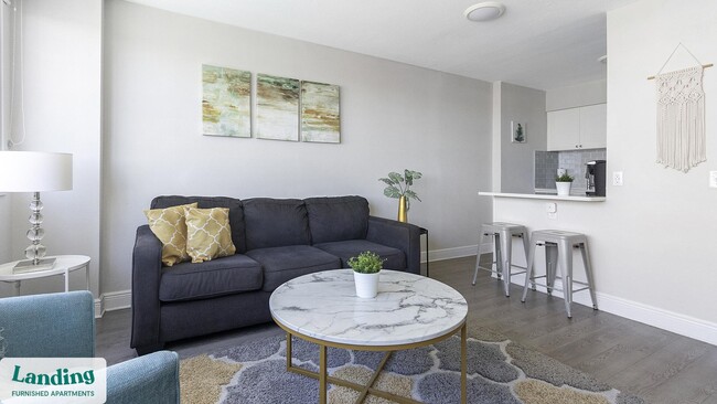 Photo - 305 Dr. M.L.K. Jr St S Unit 611.1403635