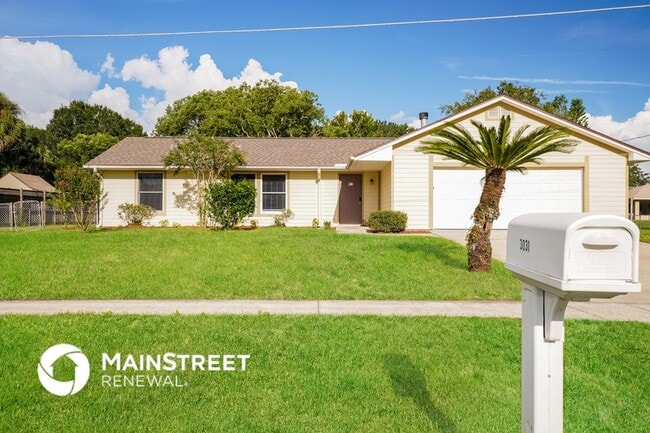 Building Photo - 3031 Dillman Dr