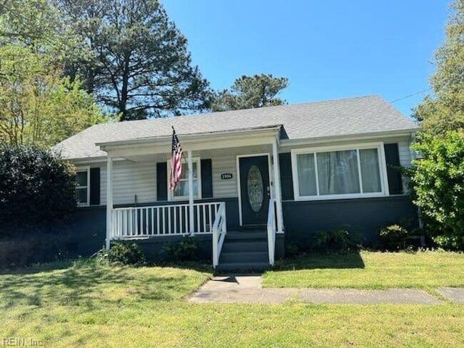 Building Photo - Charming 3 bedroom 2 bath in Manor View
