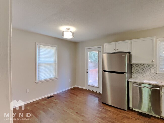 Photo - 77 Wendy Way