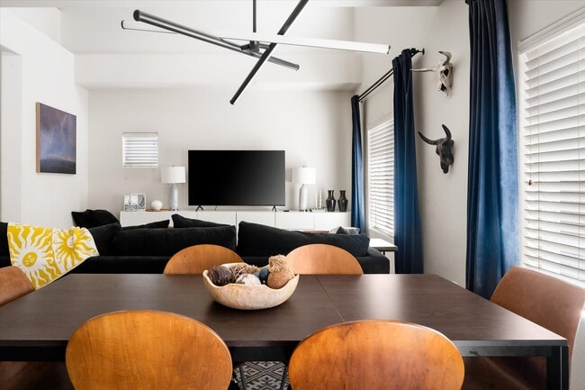 Photo - 3006 N 37th St