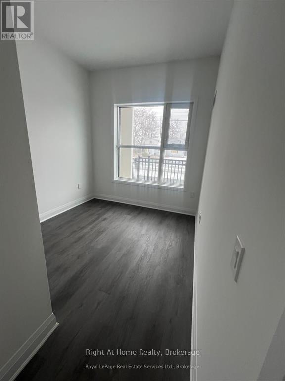 Photo - 1936 Rymal Rd E Unité 101