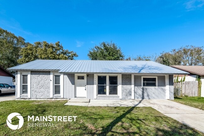 Building Photo - 7845 Avenal Loop