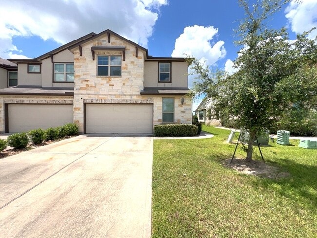 Building Photo - 7118 Fannin St