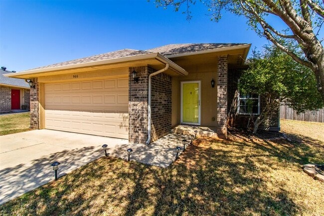 Building Photo - 900 Switzerland Ave