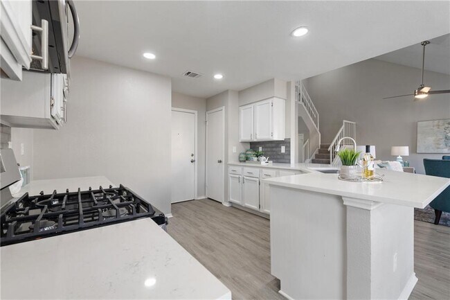 12804 Modena Trail