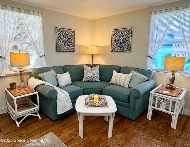 Photo - 240 Acorn Dr