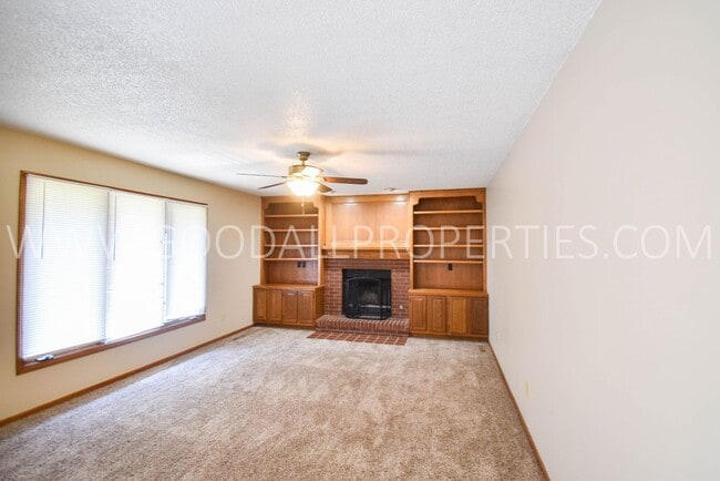 Photo - 1104 Prairie View Dr