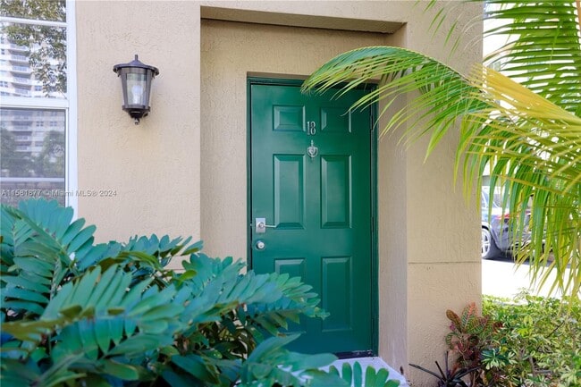 Photo - 2069 S Ocean Dr Unidad #TH15