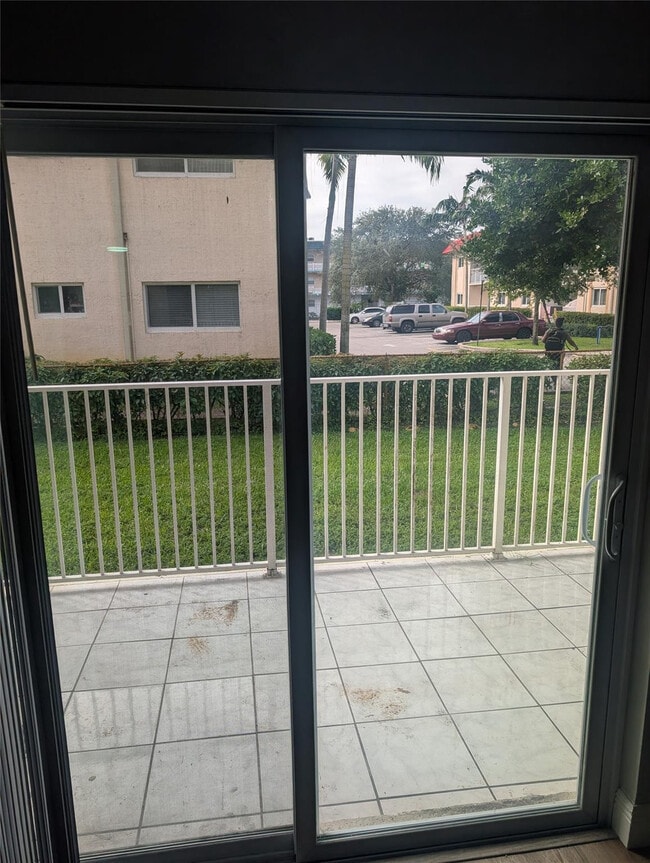 Photo - 5820 NW 17th Pl Unit 112