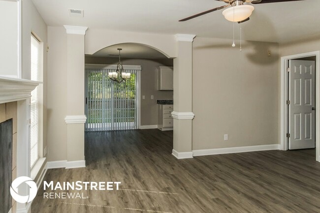 Photo - 368 Pelling Dr