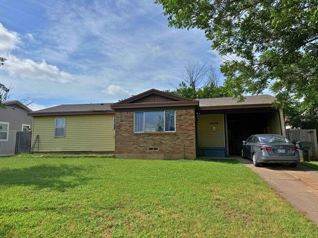 Building Photo - 1609 Sunnyside Ln