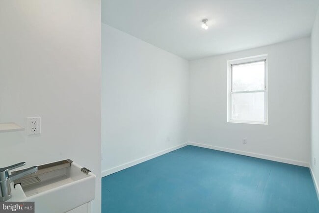 Photo - 2329 Frankford Ave