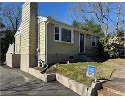 Building Photo - 70 Clay Pond Rd Unit B