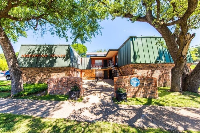 Photo - 3101 Tom Green St Unidad 104