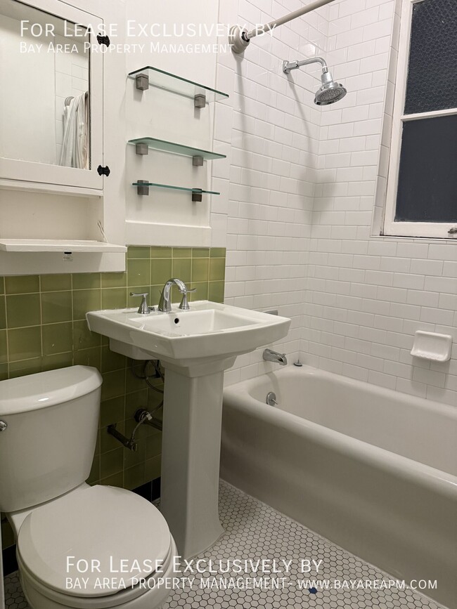 Photo - 345 Forest Ave Unit 304