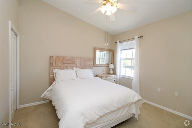 Building Photo - 3435 Laurelgreens Ln S Unit 201 Rental