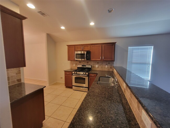 Building Photo - 22618 Banter Point Lane