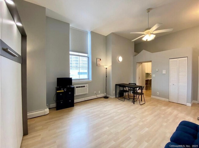 Building Photo - 124 Court St Unit 605 Rental
