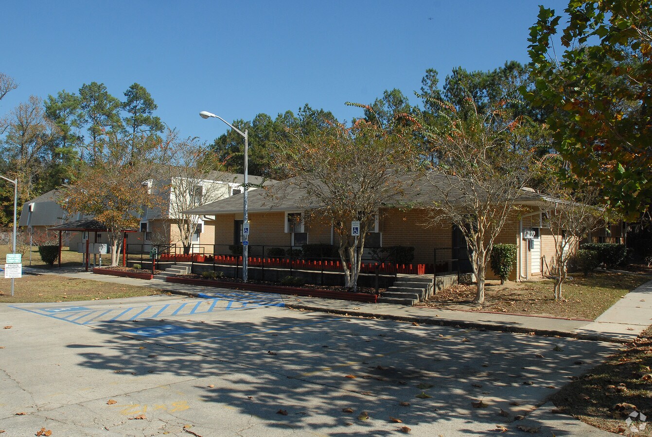 Autumn Trace - Autumn Trace