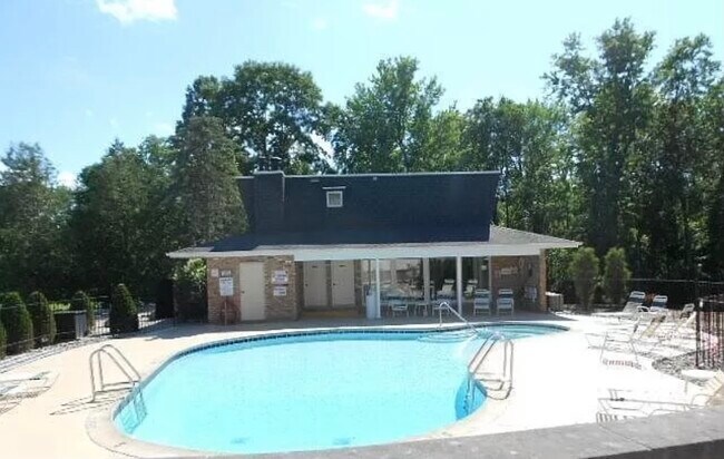 Photo - 5923 W Michigan Ave Unit C1