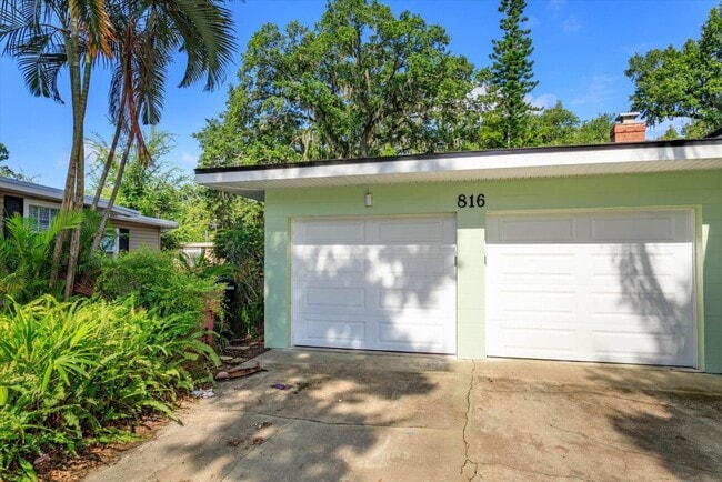 Charming Updated 1-Bedroom 1-Bath with 1-C... - Charming Updated 1-Bedroom 1-Bath with 1-C... House