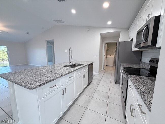 Photo - 331 NE 25th St