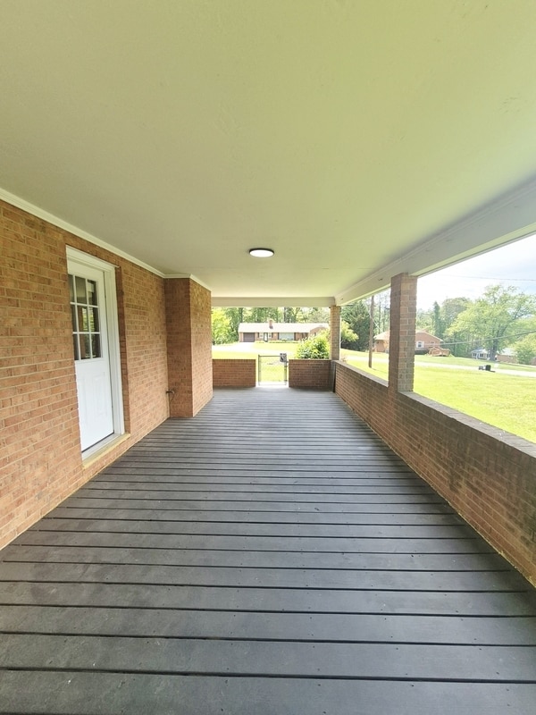 Photo - 200 Wellview Dr