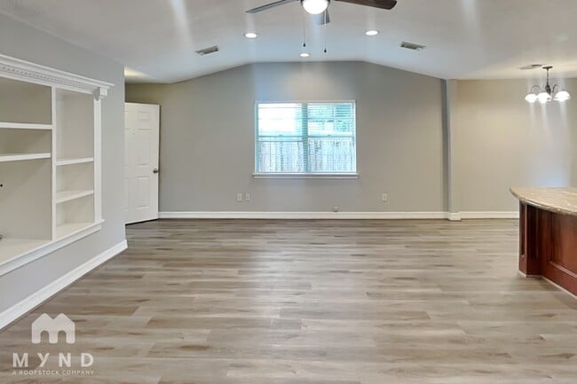 Photo - 3219 Glen Spring Dr