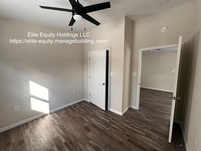 Photo - 330 N Wayne St