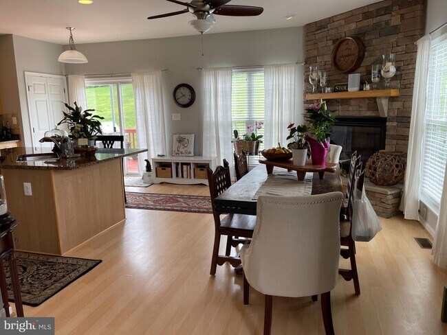 Photo - 347 Elizabeth Dr