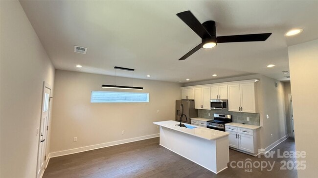 Photo - 19815 N Ferry St