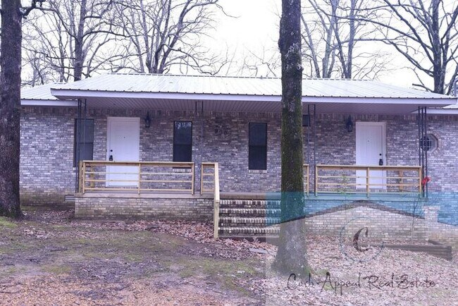 Photo - Move in special $500!! Beautifully renovated 1 bed / 1 bath duplex in a great neighborhood!!