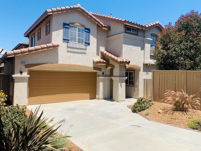 Building Photo - Best of both! Rental
