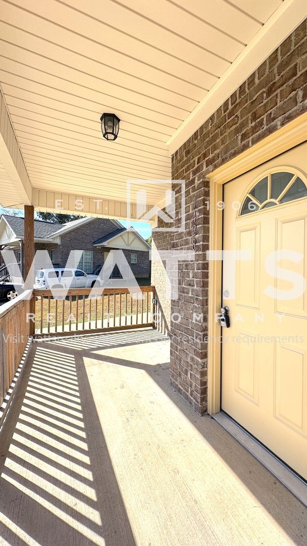 1434 Magnolia Dr