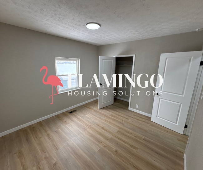 Photo - 221 Hickory St