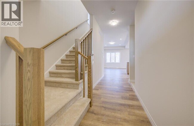 Photo - 109 Rivergreen Cres