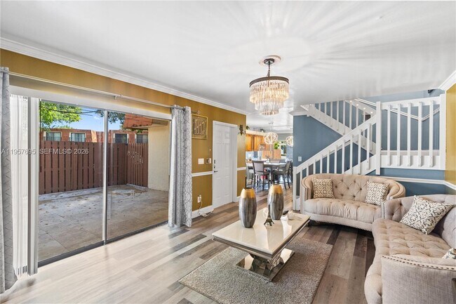 Photo - 1600 Coral Ave