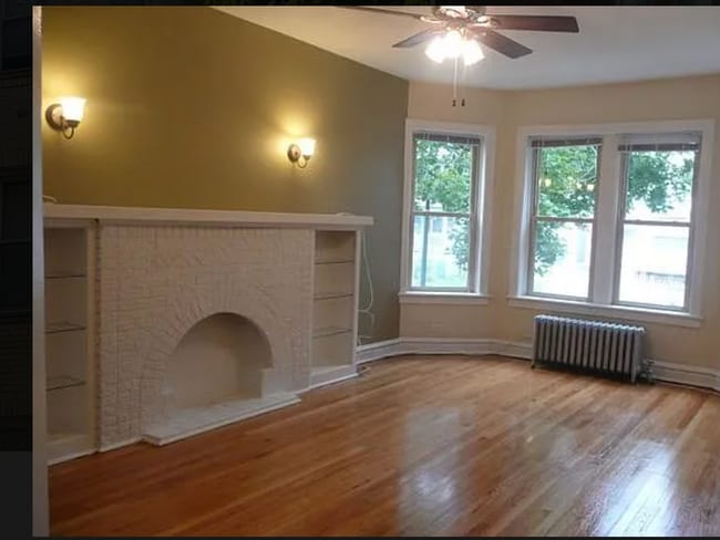 Building Photo - 4212 N Bernard St Unit 1