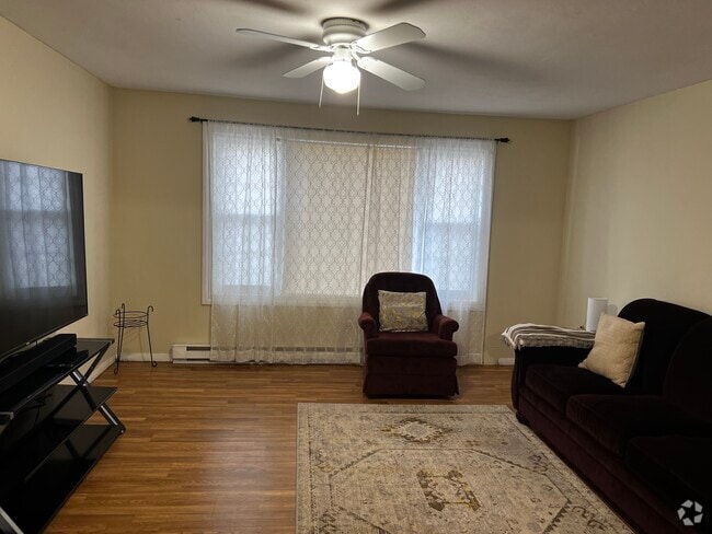 Building Photo - 64 Lorchris St Unit 17 Rental