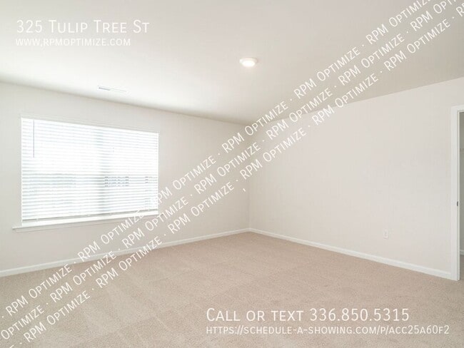 Photo - 325 Tulip tree St