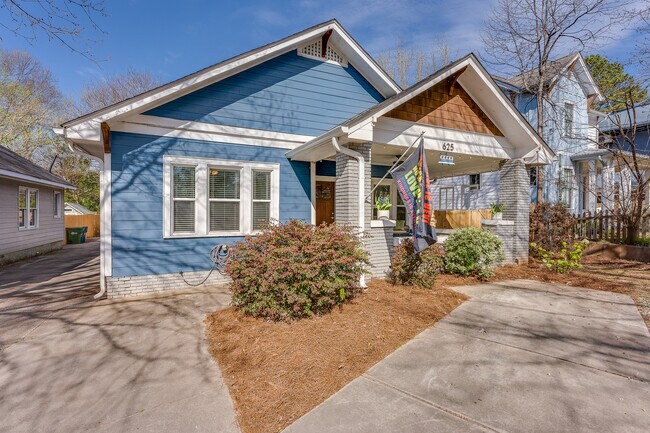 Photo - 625 Moreland Ave SE