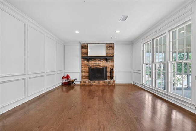 Photo - 5340 Tally Green Dr